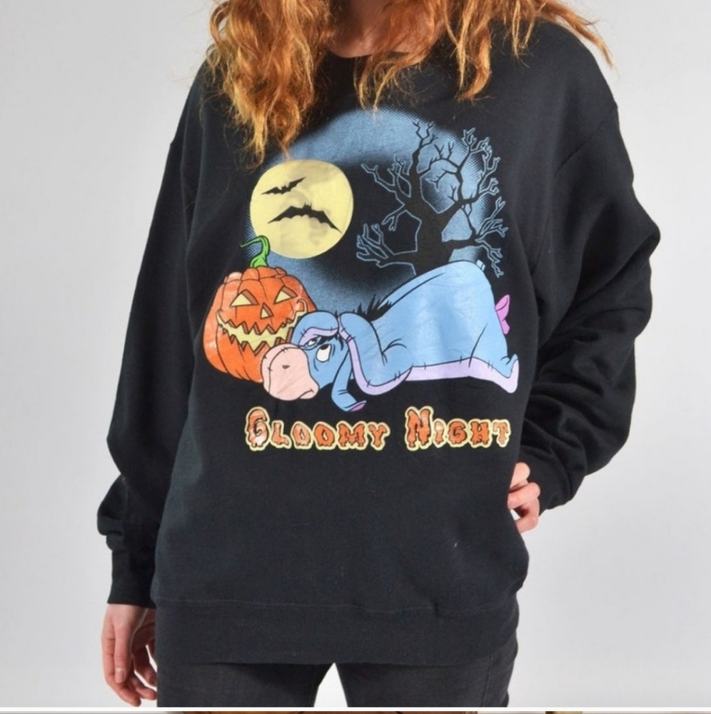 ISO EITHER SIZE LARGE OR EXTRA LARGE
